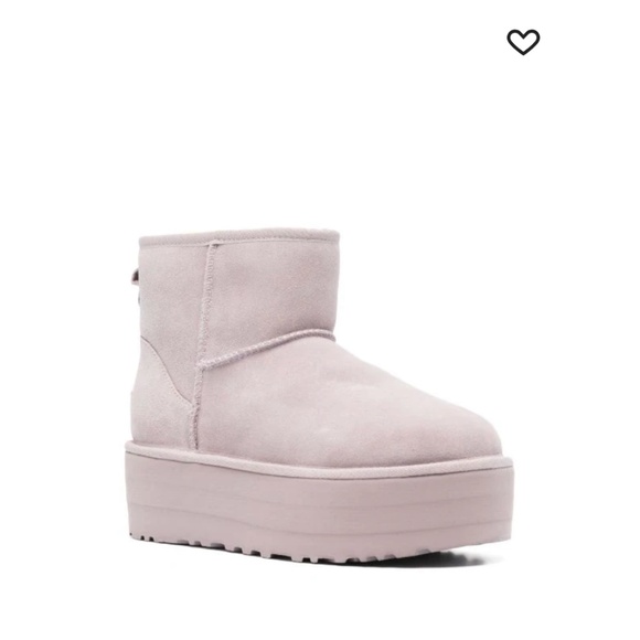 Platform Ugg - Picture 1 of 1